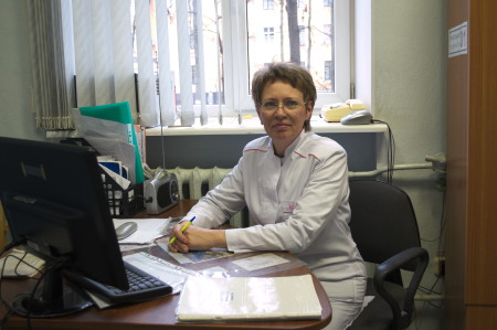 Старшая-мед-сестра-ортопедического-отделения-Матвеева-Н.А.-450x299
